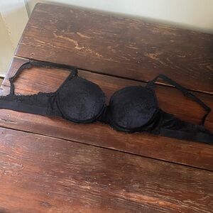 Size 34C Pink brand lacy black push-up bra